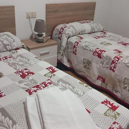 Alojamiento Caldas De Reis Dış mekan fotoğraf